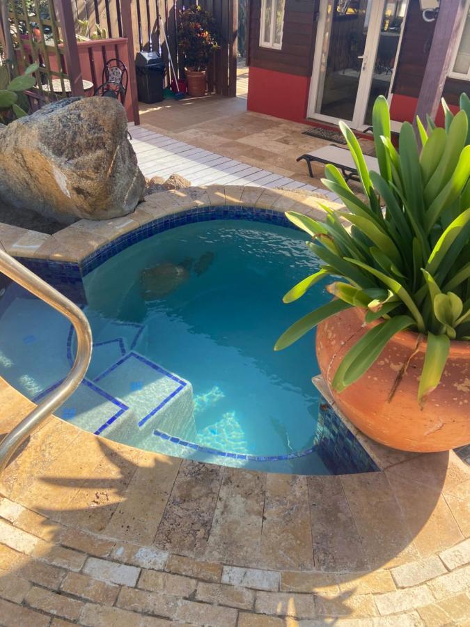 Cozy Studio With Private Spa Oranjestad Ngoại thất bức ảnh