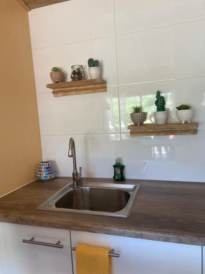 Cozy Studio With Private Spa Oranjestad Ngoại thất bức ảnh